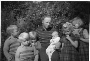 Kristian, Henning, Grethe, Niels Peder, Eigil, Marny, Else